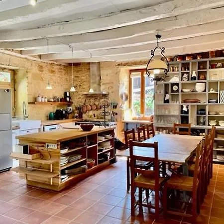 Bed and breakfast Esparoutis D'hotes Du Charme *