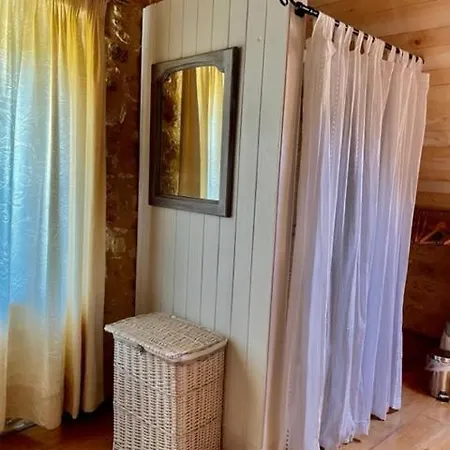 Bed & Breakfast Esparoutis D'hotes Du Charme Saint-Cybranet